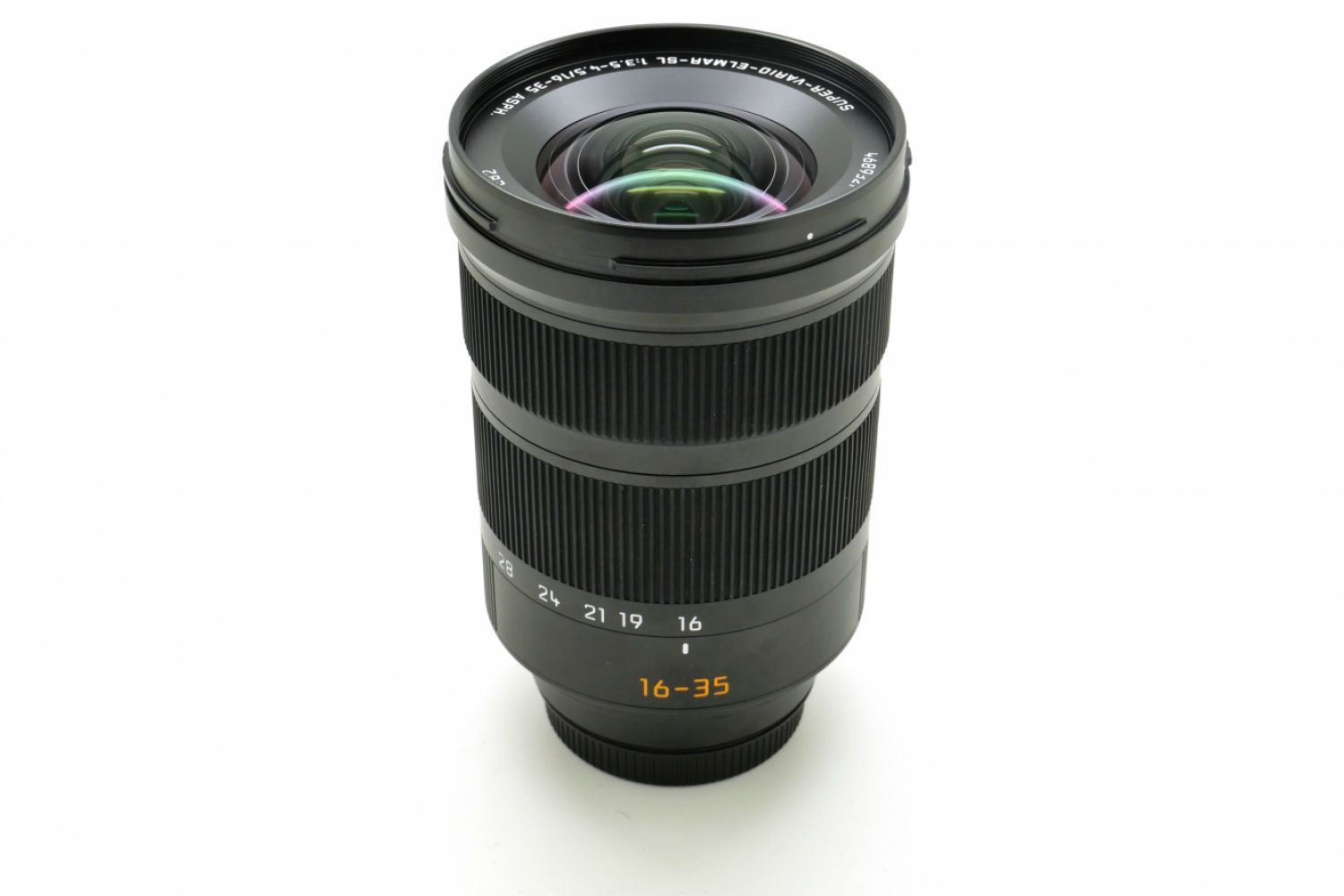 Leica Super-Vario-Elmar-SL 3.5-4.5/16-35 ASPH. - 11177SH Leica Super-Vario-Elmar-SL 3.5-4.5/16-35 ASPH. - 11177SH