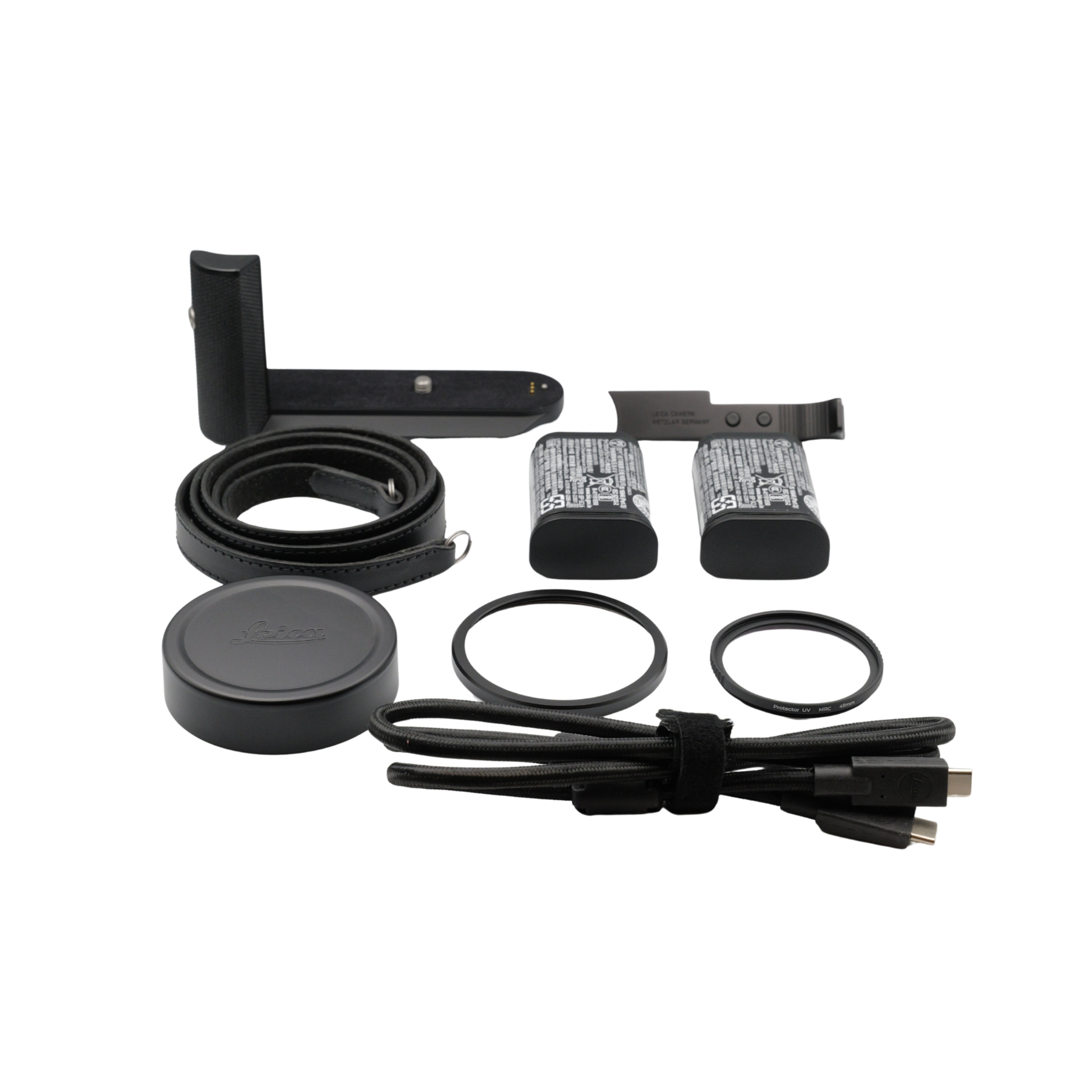 LEICA Q3, black paint finish