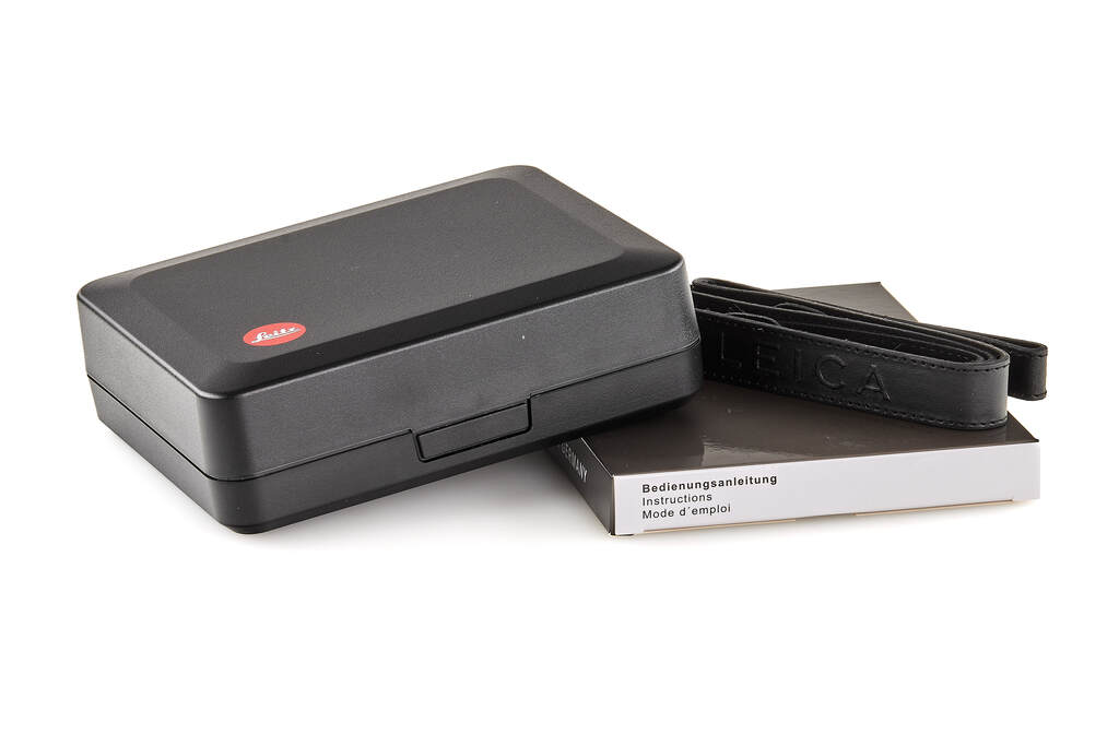 Leica M6 reissued 10557 - like new with 2 year guarantee