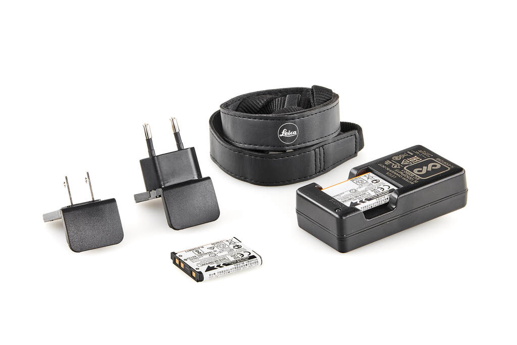 Leica Sofort 19102 Orange - with 1 year guarantee