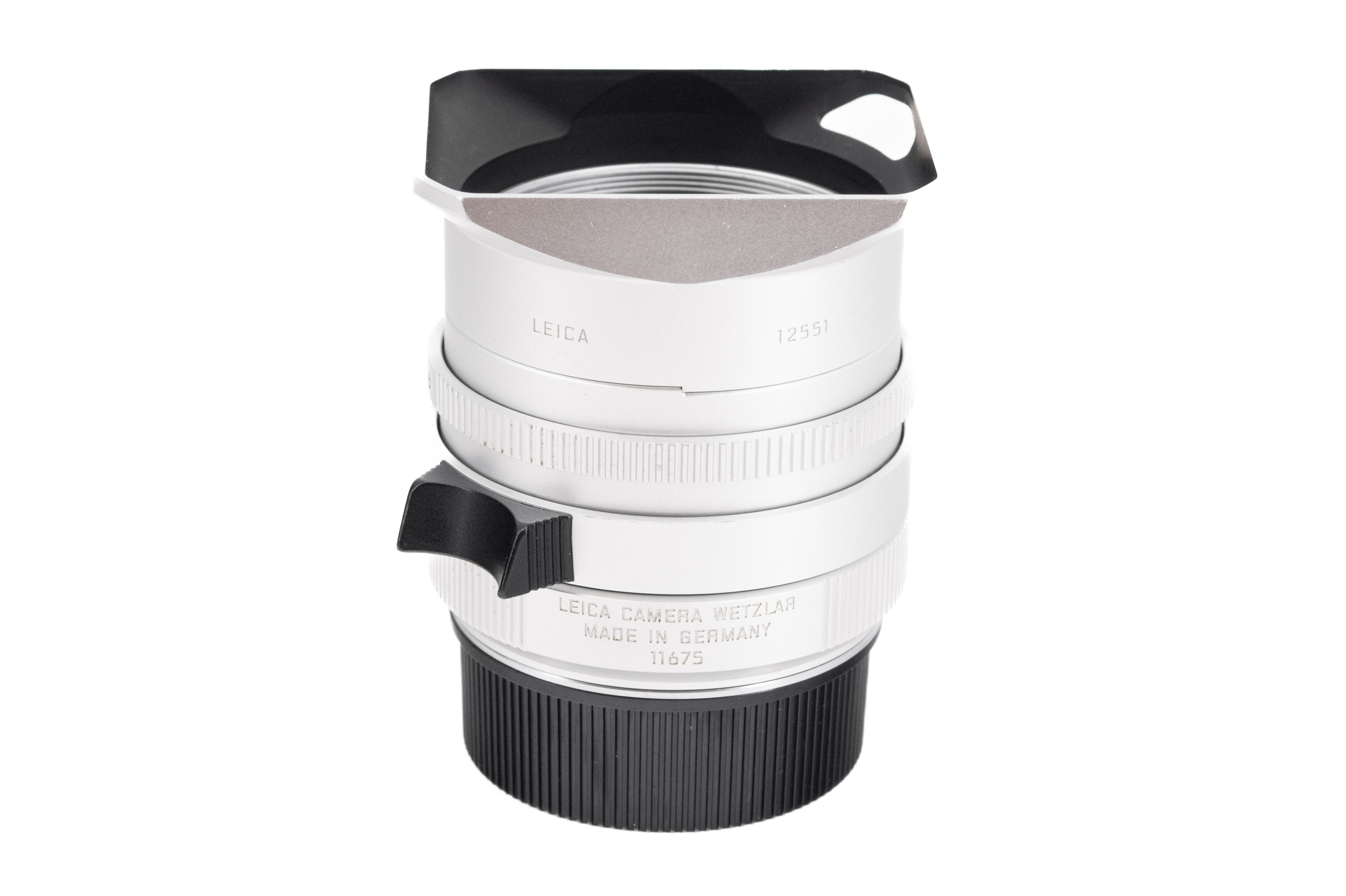 Leica Ex-Demo Summilux-M 35mm f/1.4 ASPH FLE Silver Anodised 11675