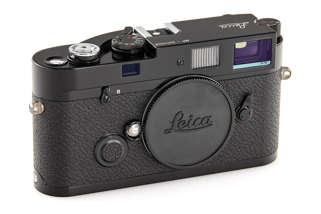 Leica MP (0.72) 10302 Black Paint - like new with 2 years guarantee