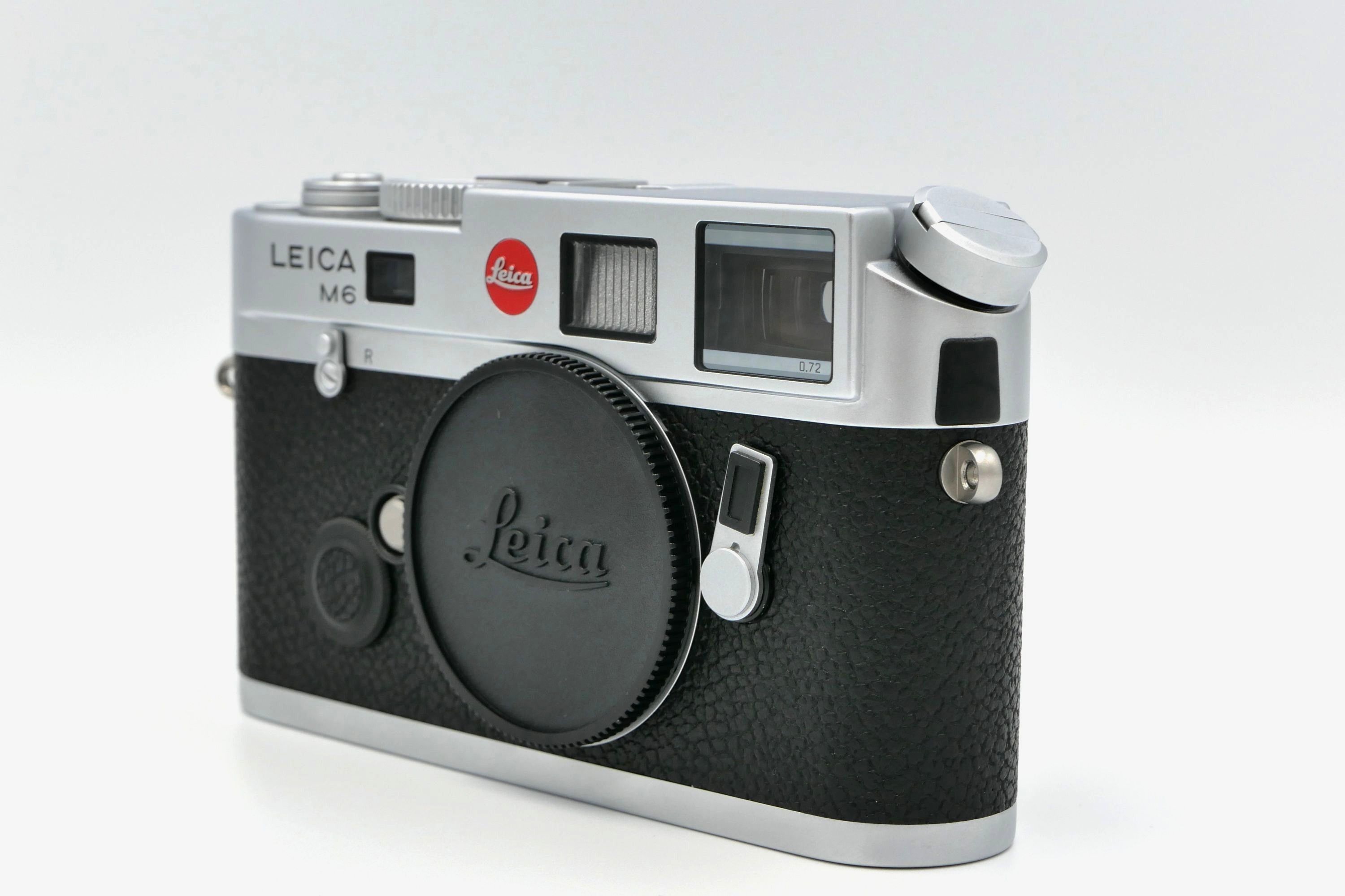Leica M6 TTL, silver chrome | Leica Camera Classic