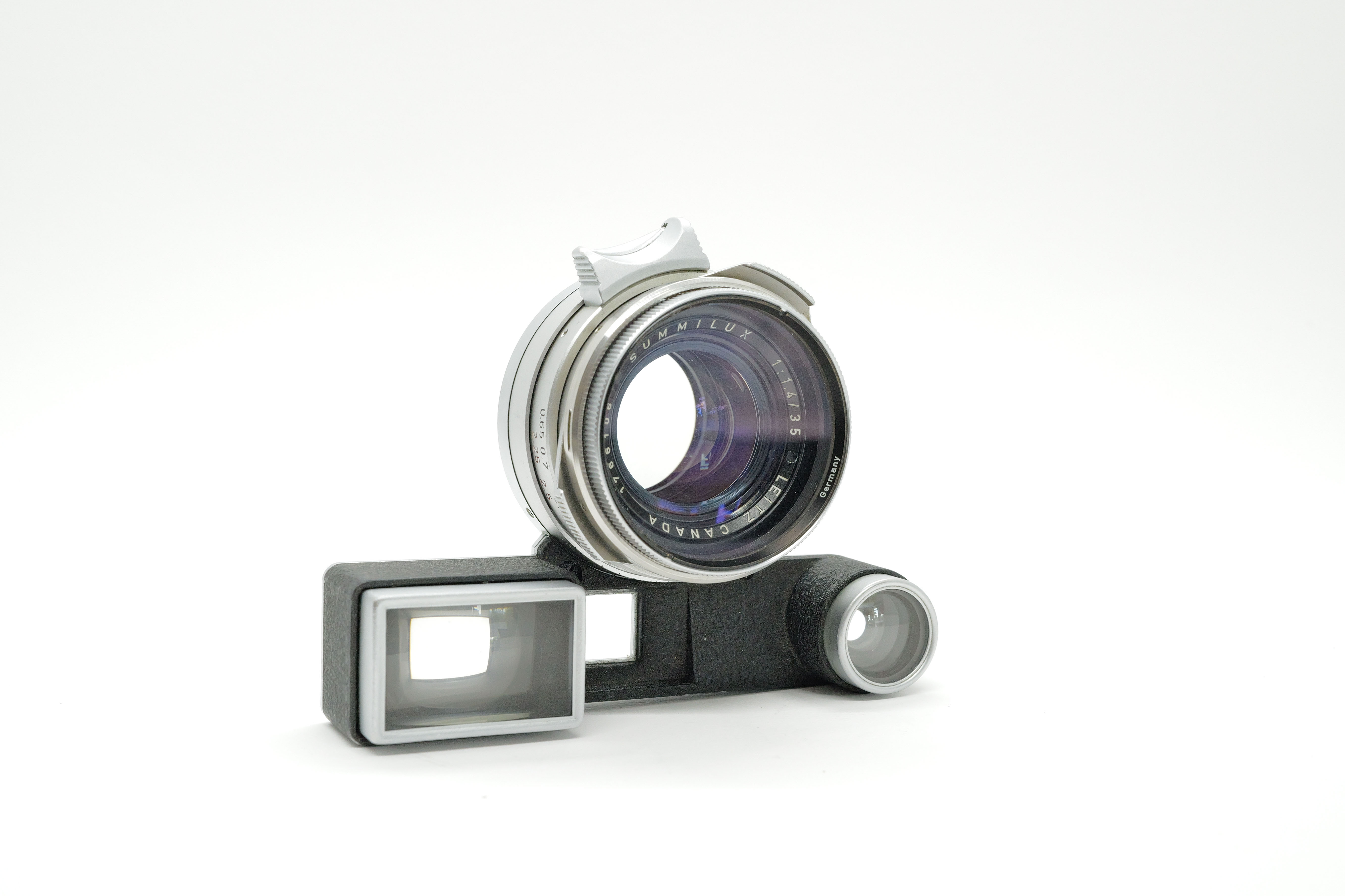 Leica Summilux-M 35mm f. 1.4, steel rim