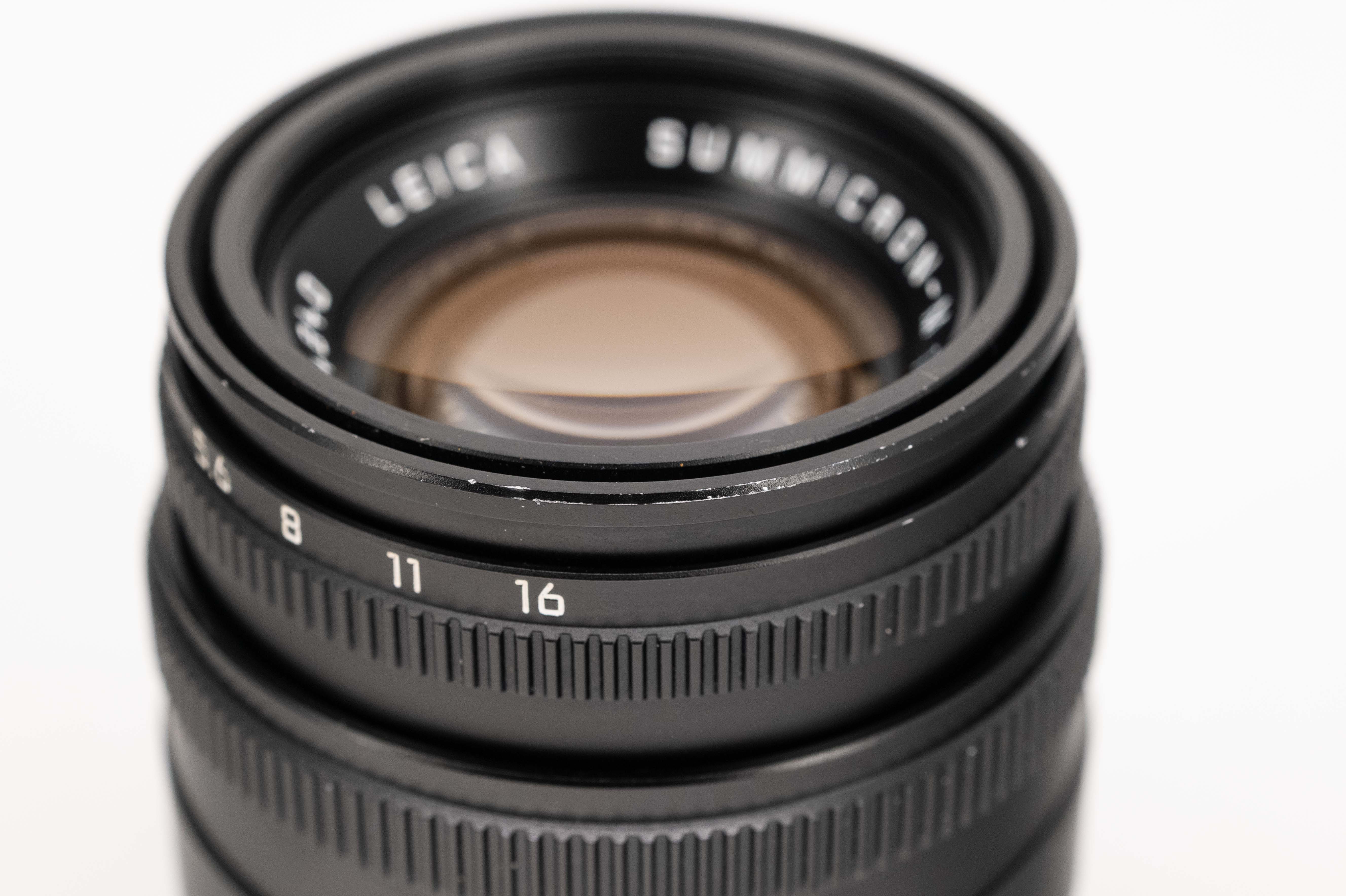 Leica Summicron-M 50mm f/2 V5 11826