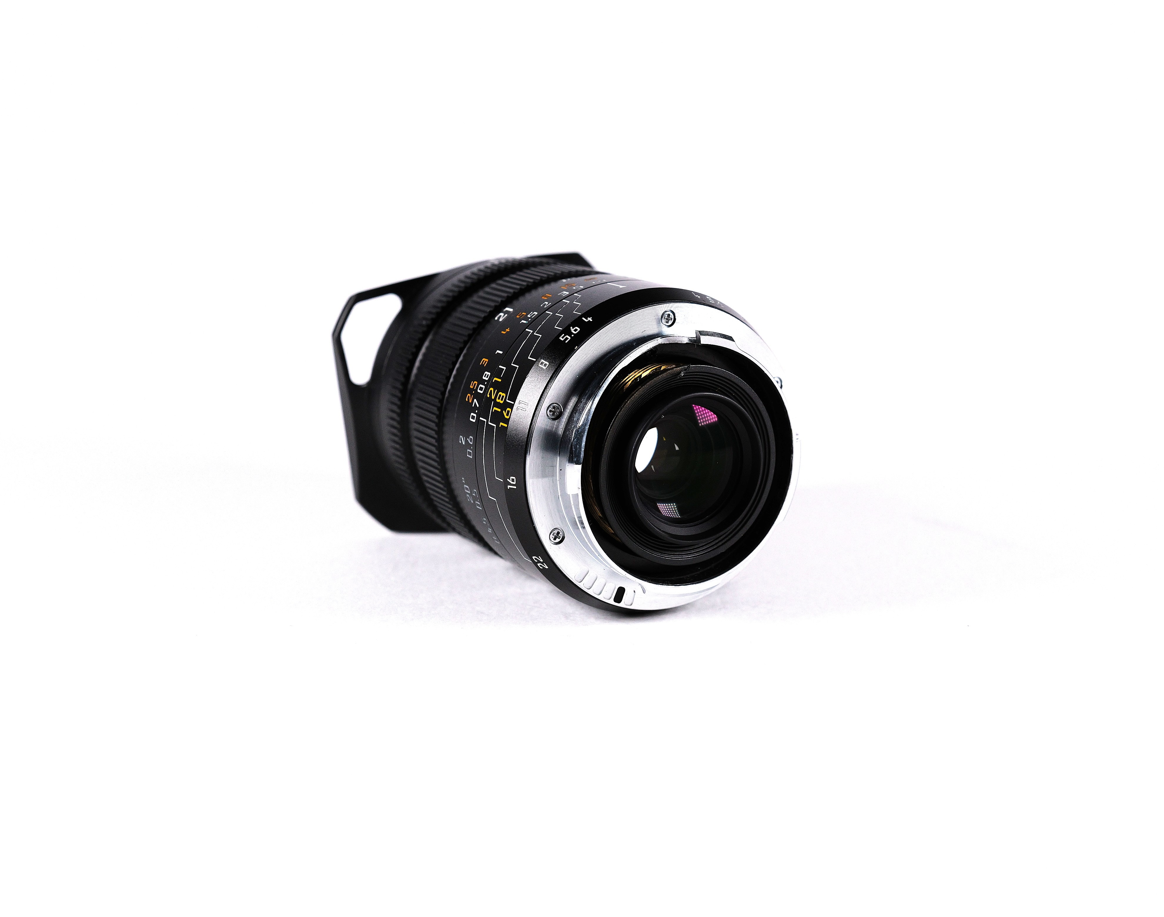 Leica Tri-Elmar-M, 4.0/16-18-21 ASPH.