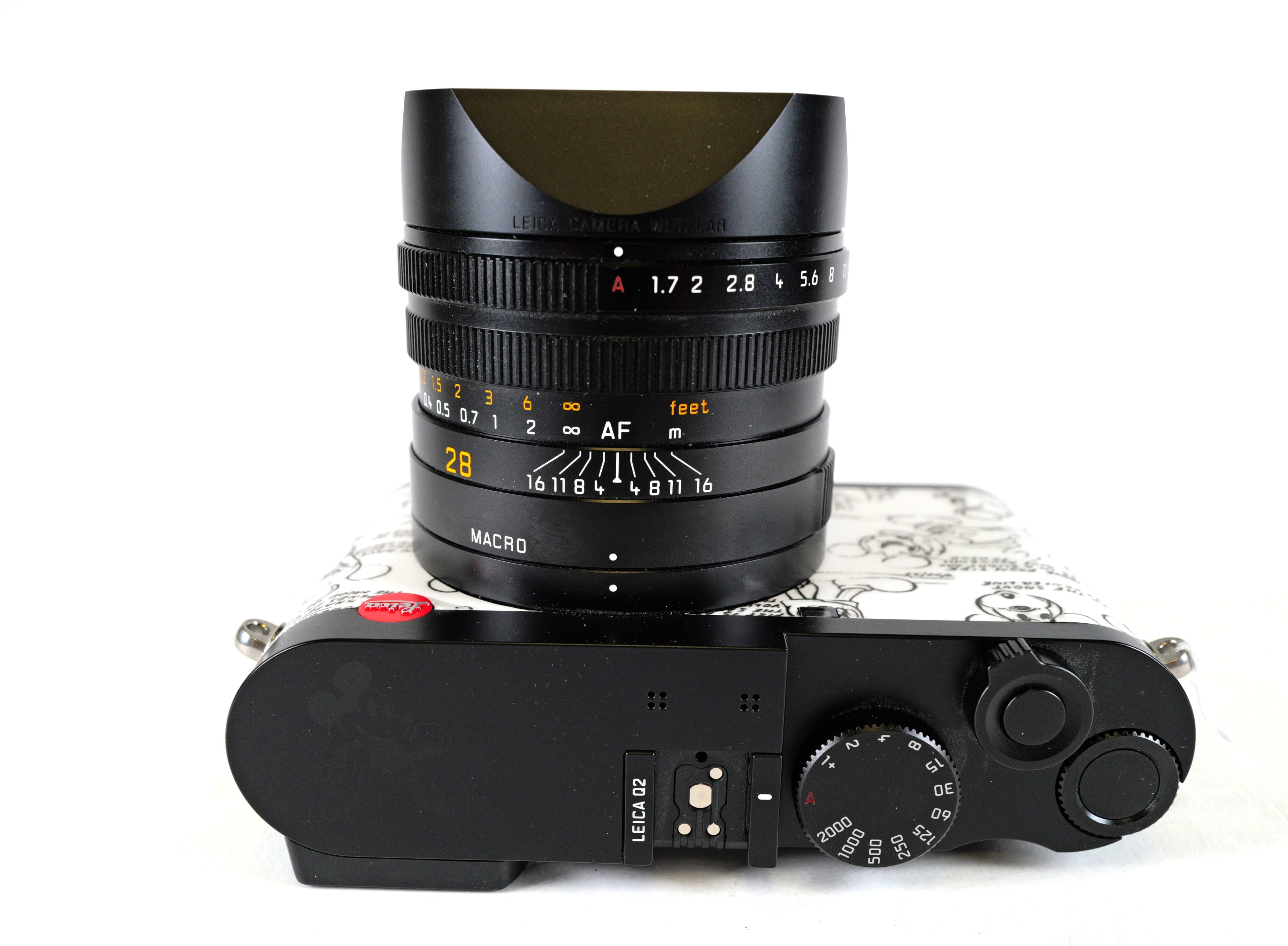 Leica Q2 DISNEY "100 Years of Wonder" (E/U/JP)