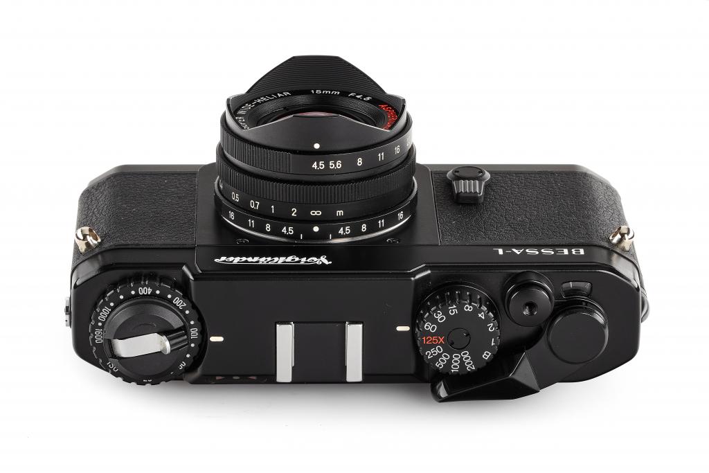 Voigtländer Bessa L outfit black