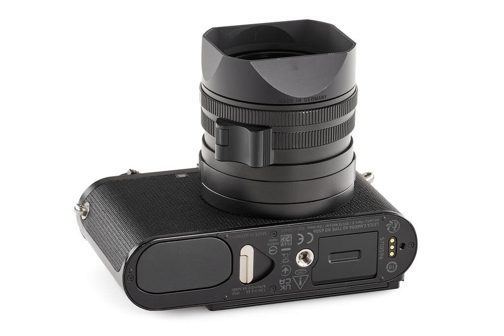Leica Q3 19080 - with 1 year guarantee