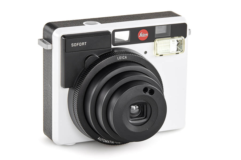 Leica Sofort 19100 White - with 1 year guarantee