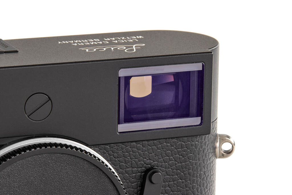 Leica M11-D 20221 black - like new with 2 years guarantee