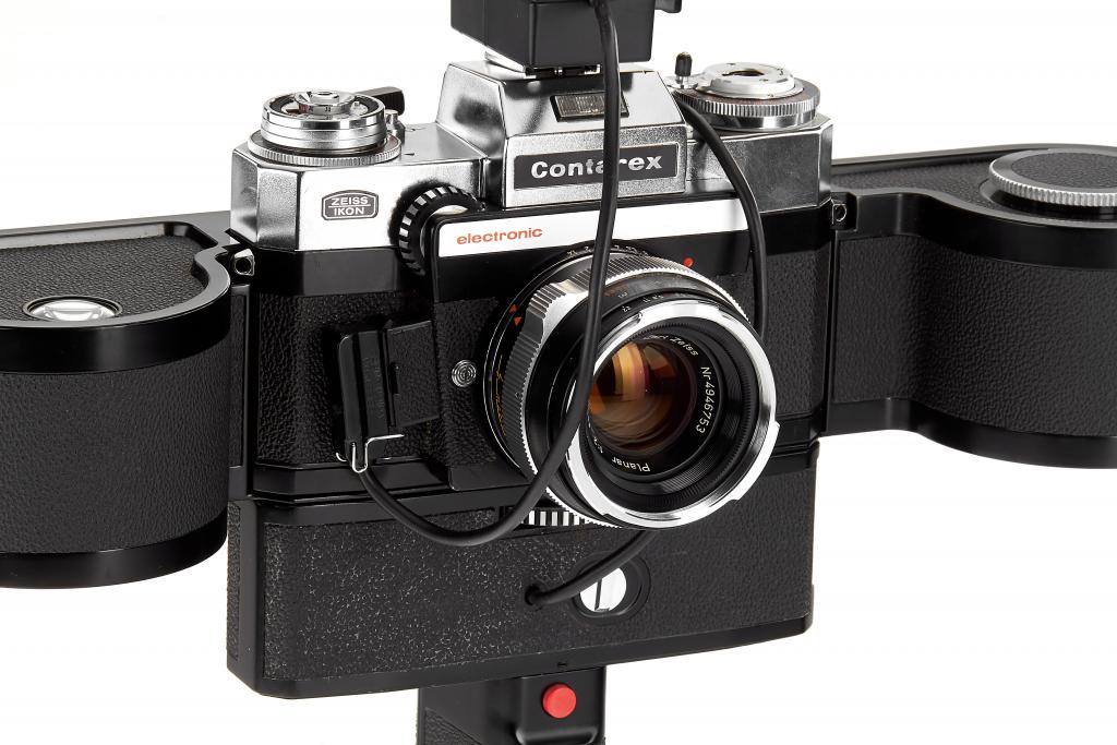 Zeiss Ikon Contarex Electronic outfit