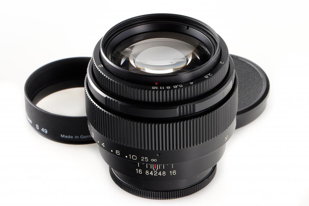 Jupiter-9 f. M42 85/2 black Jupiter-9 f. M42 85/2 black