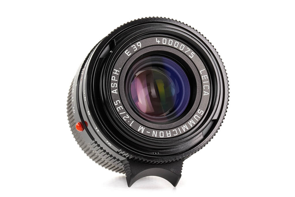 Leica Summicron-M 11611 2/35mm ASPH. black paint "Millennium" Leica Summicron-M 11611 2/35mm ASPH. black paint "Millennium"