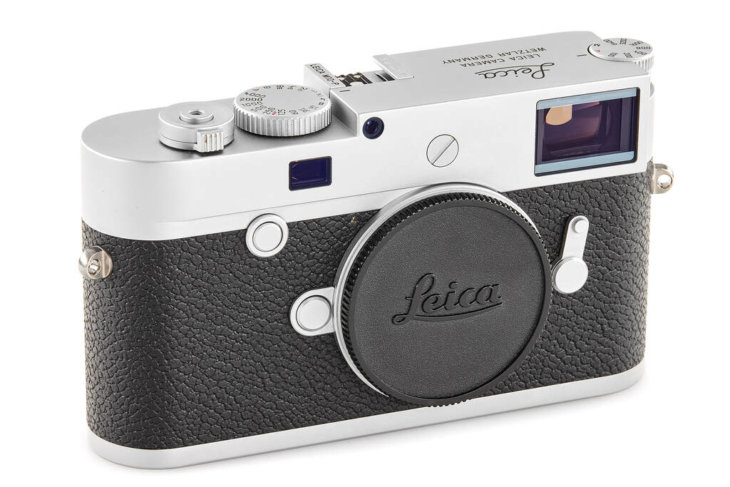 Leica M10-P 20022 chrome - 2 years of guarantee