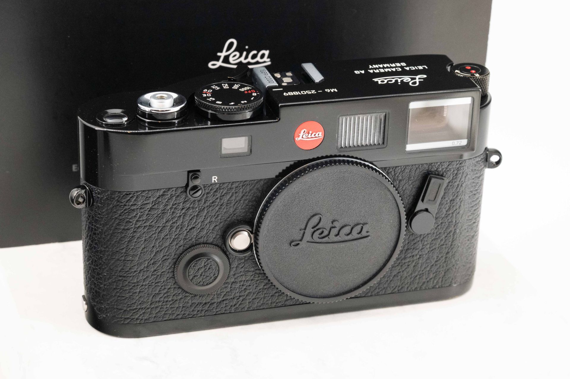 Leica M6 Black Paint Millennium Edition 10442 | Leica Camera Classic